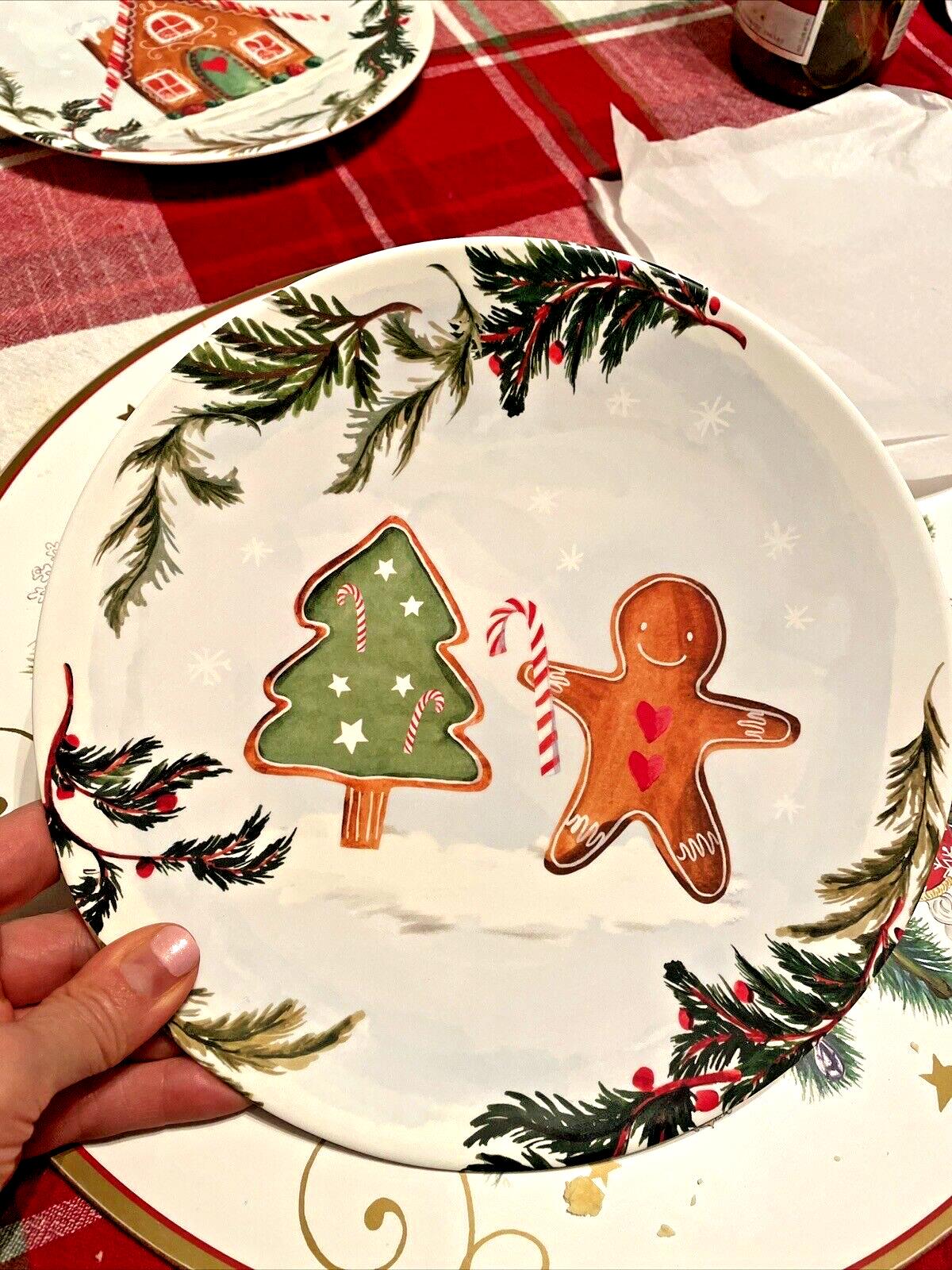 Pottery Barn holiday Gingerbread Plate Christmas gift party Disney kid SET 4
