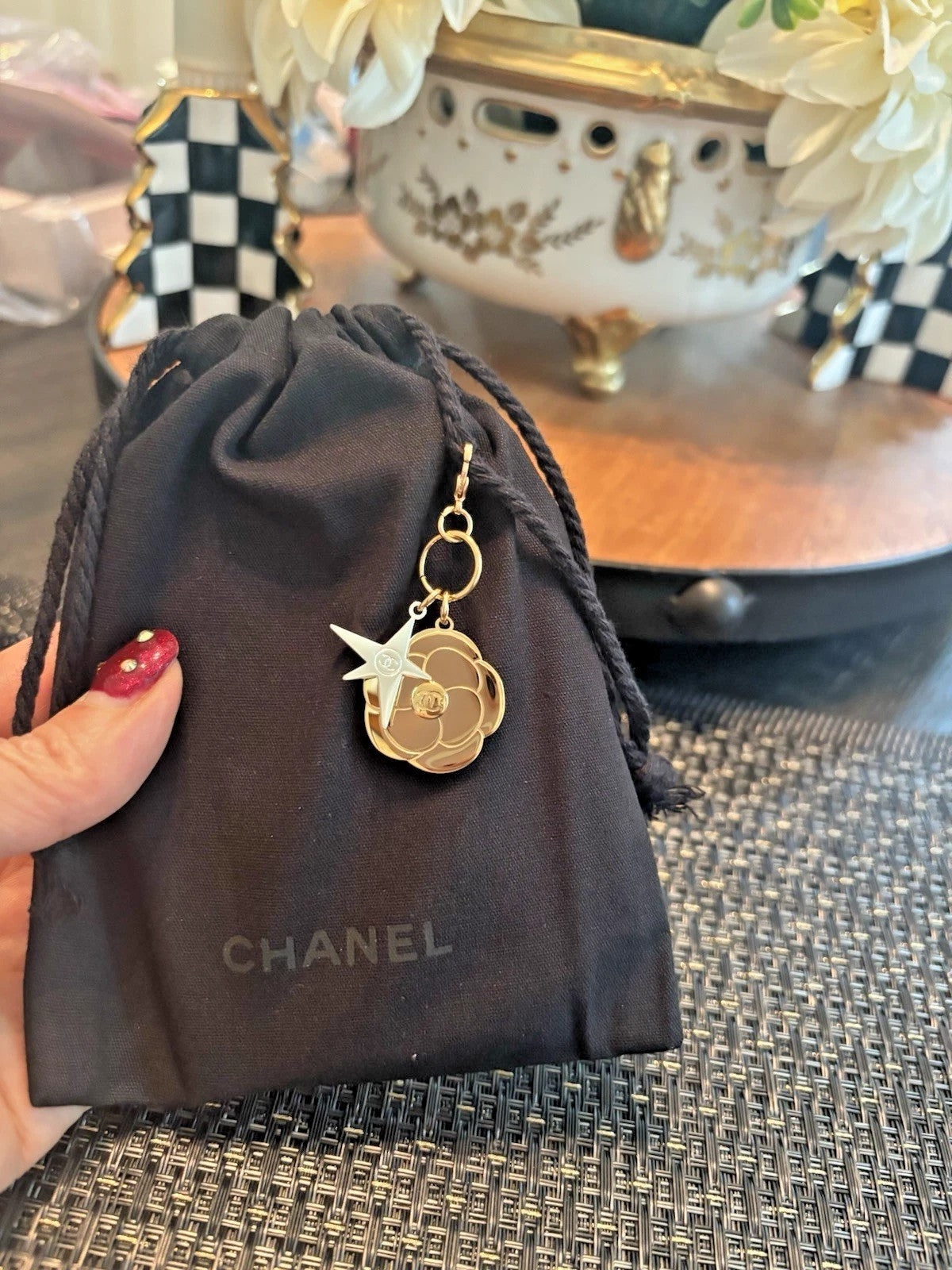 CHANEL Parfums Christmas Holiday gift Birthday charm Flower Star gold silver n