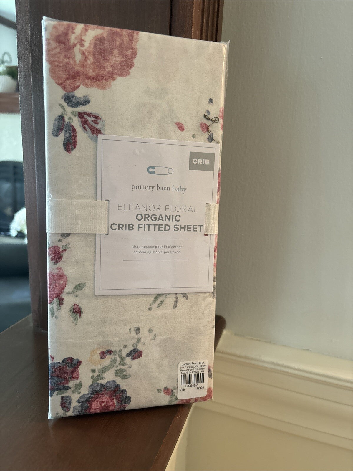 Disney Pottery Barn CRIB TODDLER bed SHEET baby Floral holiday Christmas gift m