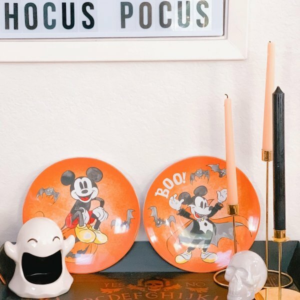 Disney Pottery Barn Mickey Mouse Plate Halloween holiday Party gift SET 4 n
