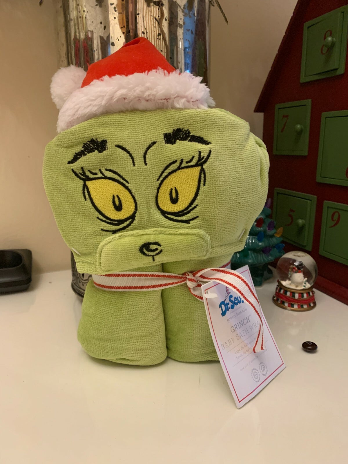 Pottery Barn GRINCH Christmas holiday bath towel school Disney kid gift Seuss 1