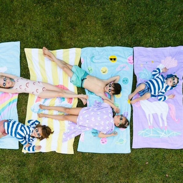 Pottery barn Disney BATH towel kid Beach UNICORN RAINBOW pool Travel girl r