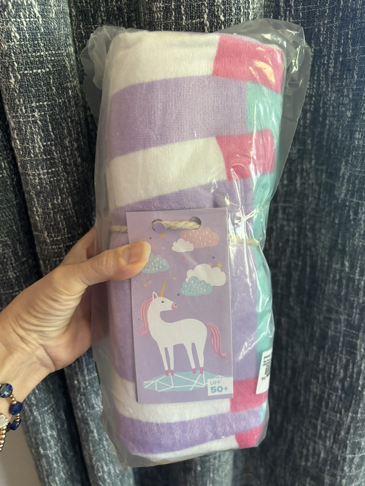 Pottery barn Disney BATH towel kid Beach UNICORN RAINBOW pool Travel girl r