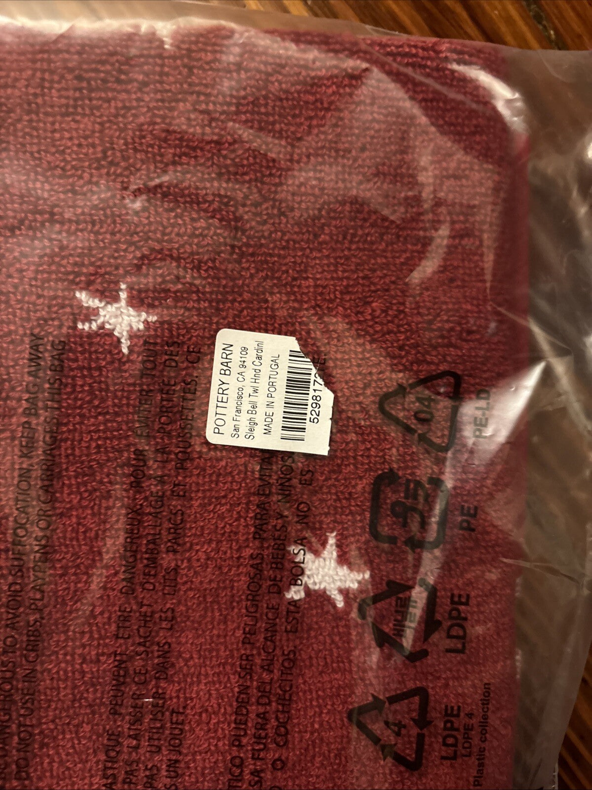 Pottery barn holiday towel hand kitchen bath Rudolph Santa Deer Sled party gift