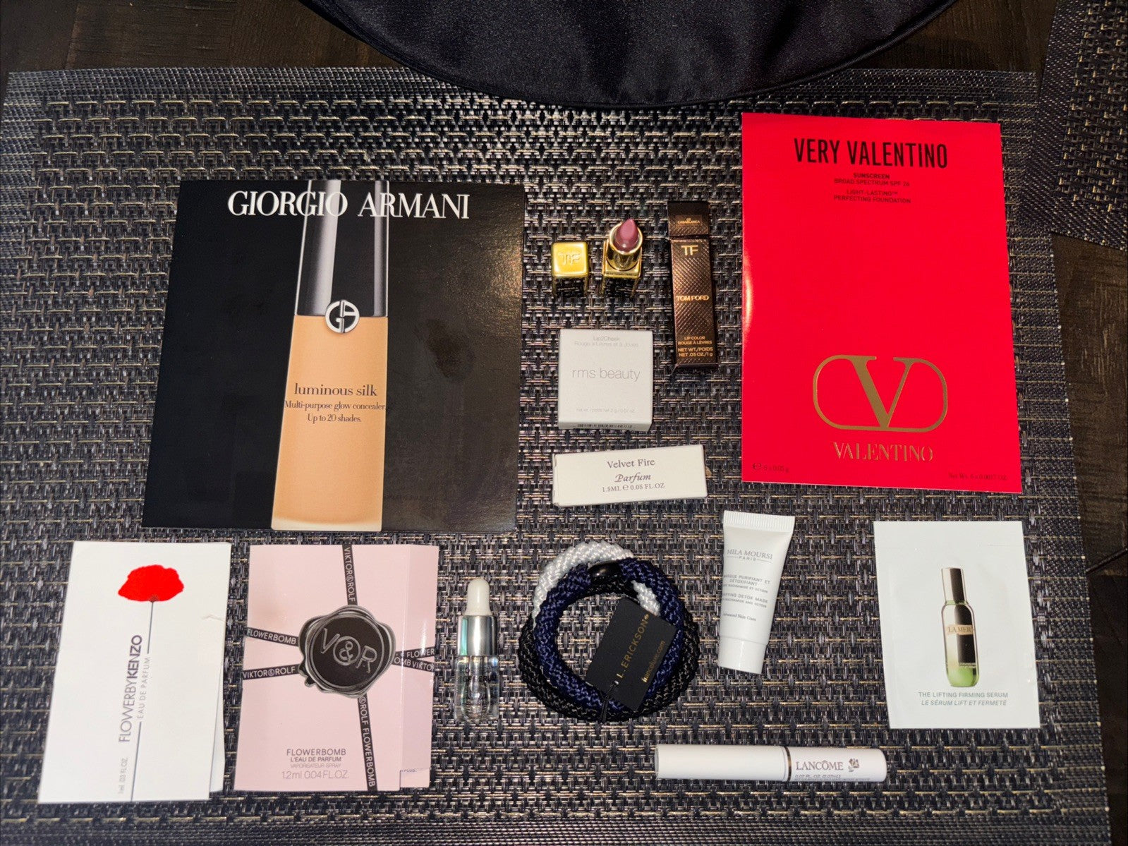 Armani La Mer Valentino Tom Ford beauty bag holiday gift Set Girl ?? $299 p