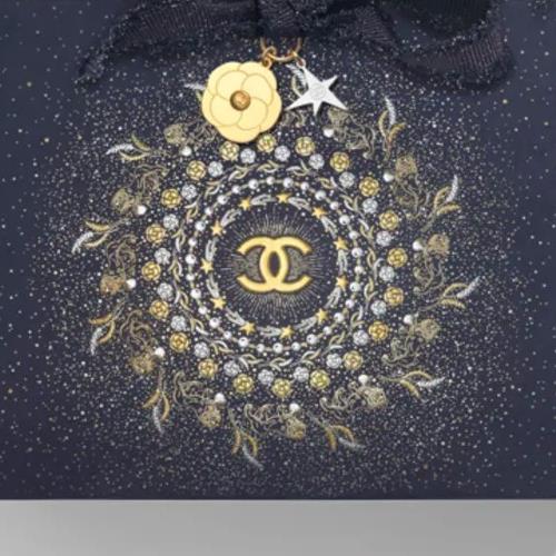 CHANEL Parfums Christmas Holiday gift Birthday charm Flower Star gold Card girl