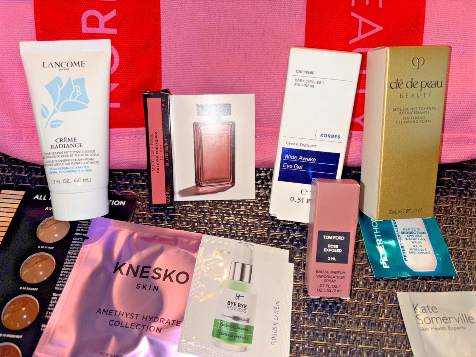 Armani La Mer Valentino Tom Ford beauty bag holiday gift Set Travel ?? $299p