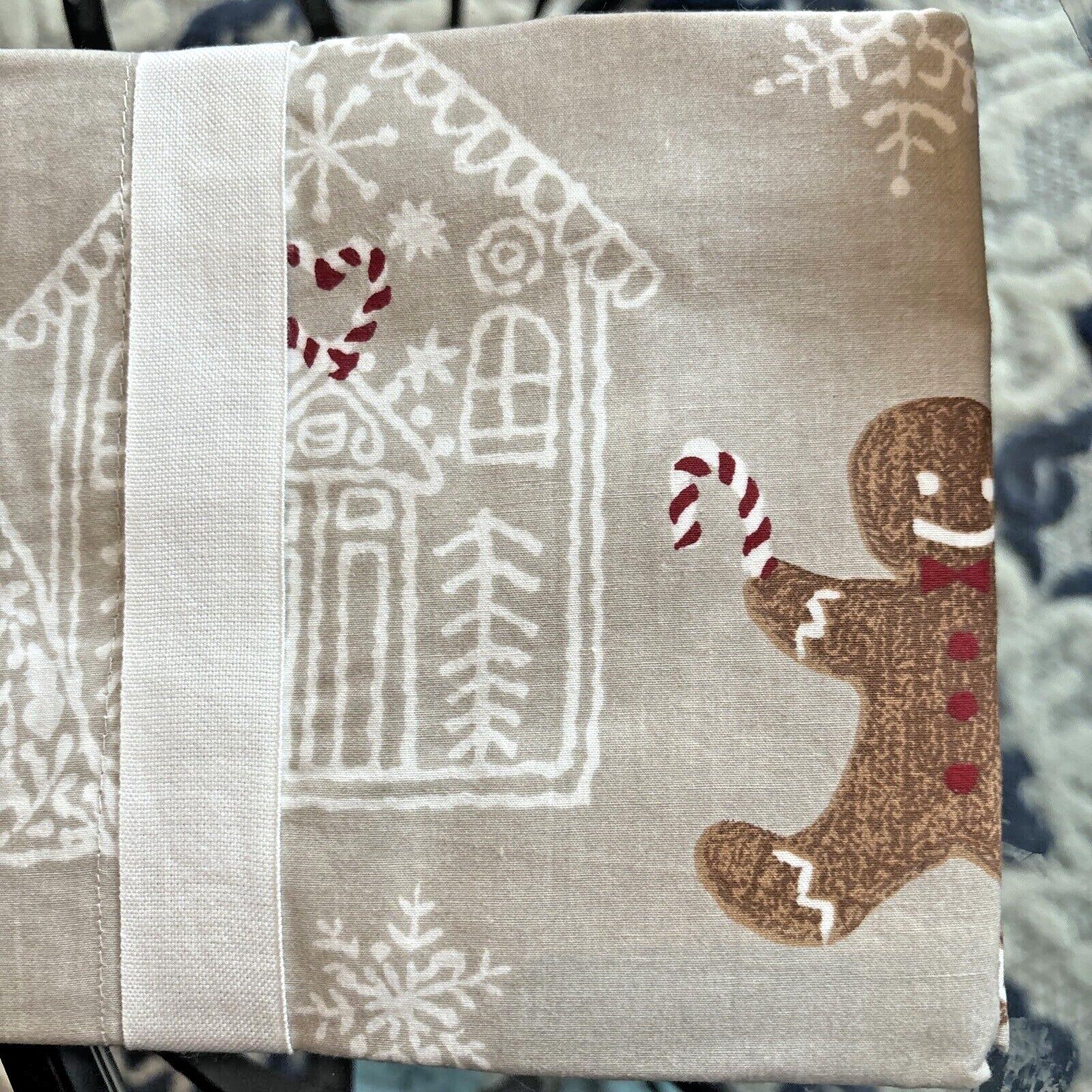 Pottery Barn Disney Holiday Gingerbread Christmas Pillowcase SET 2 kid ?? z