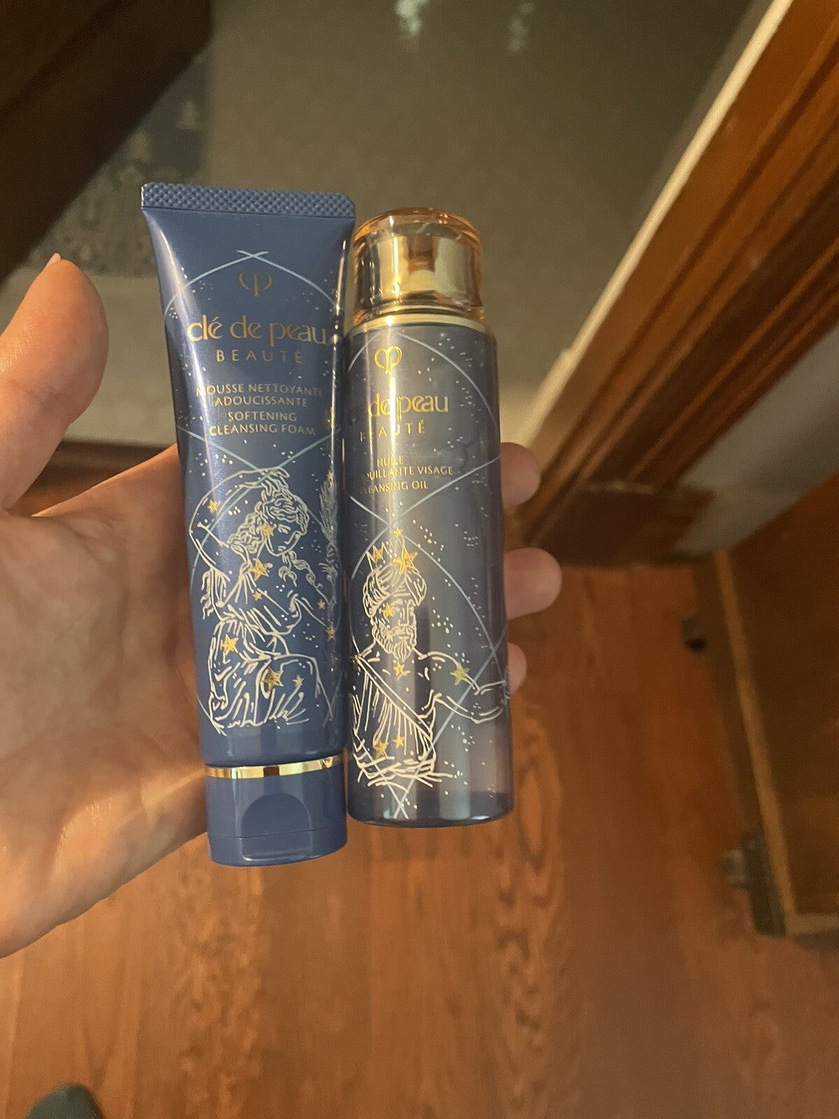 Cle De Peau Cleanser Set Perfume travel Holiday Gift birthday, party teen girl a