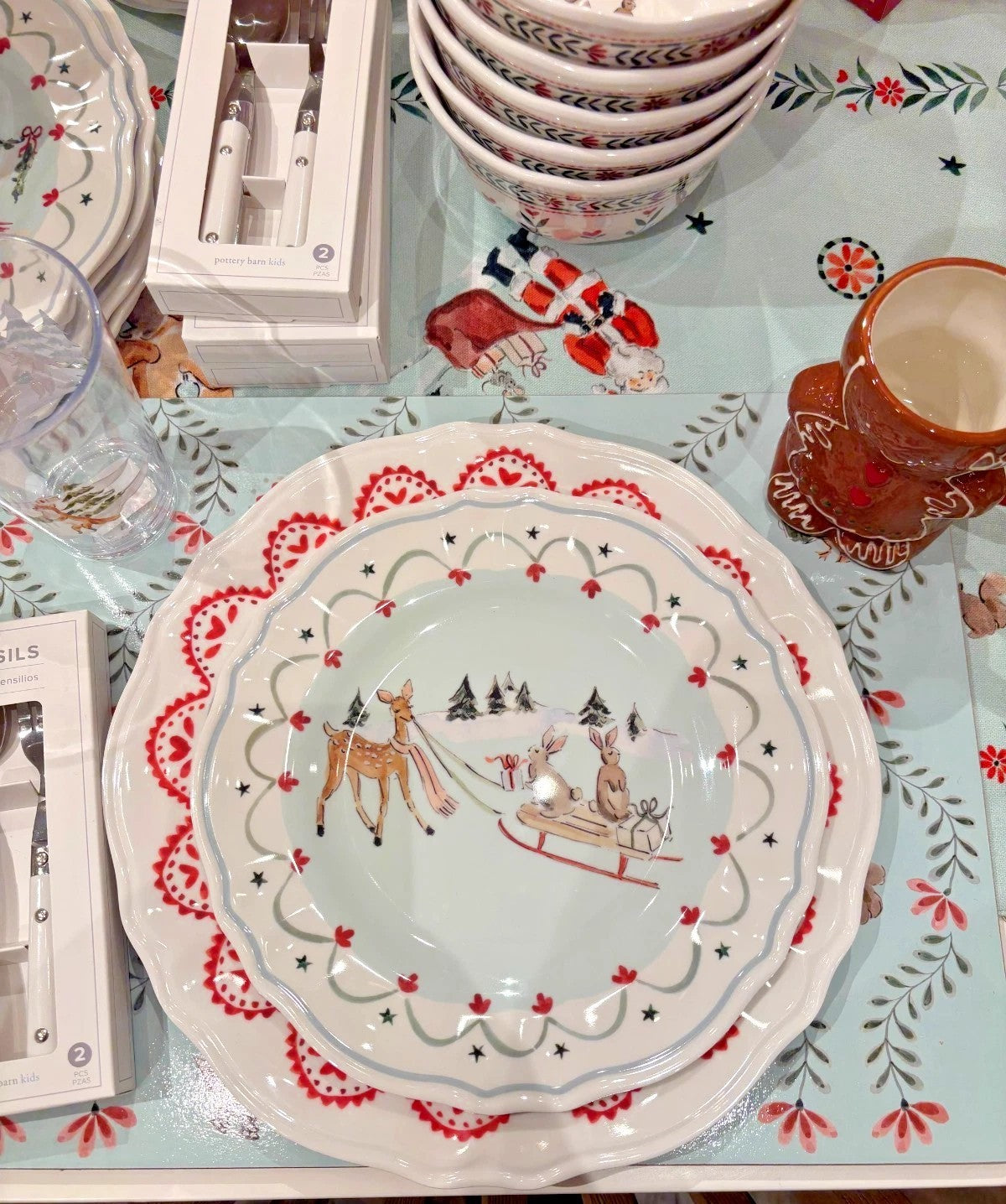 Pottery Barn holiday Christmas Riley party school Disney kid dinner Plate gift !
