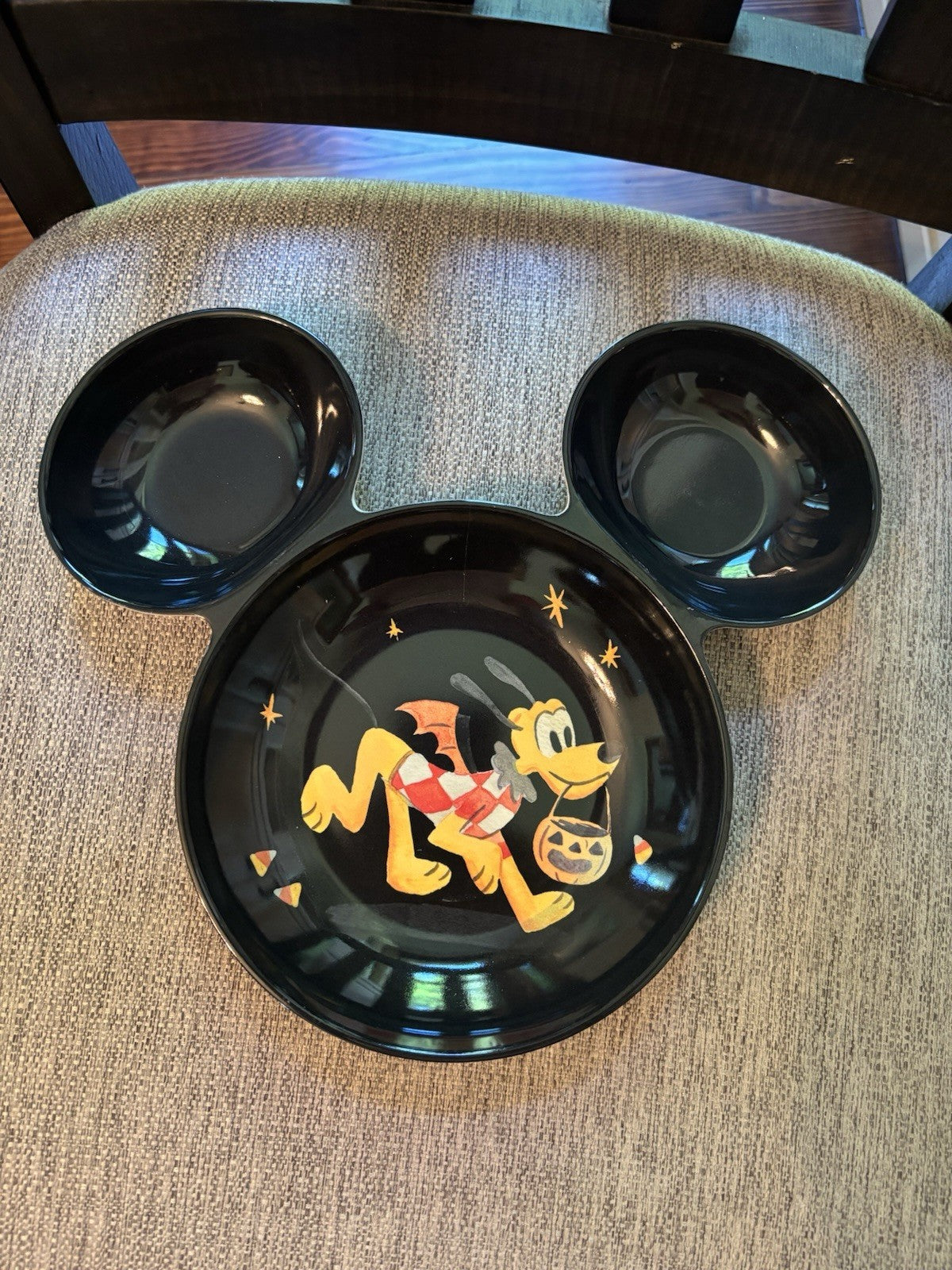 Disney Pottery Barn Mickey Mouse Plate Halloween SummerWeen  Party Pluto dog -[