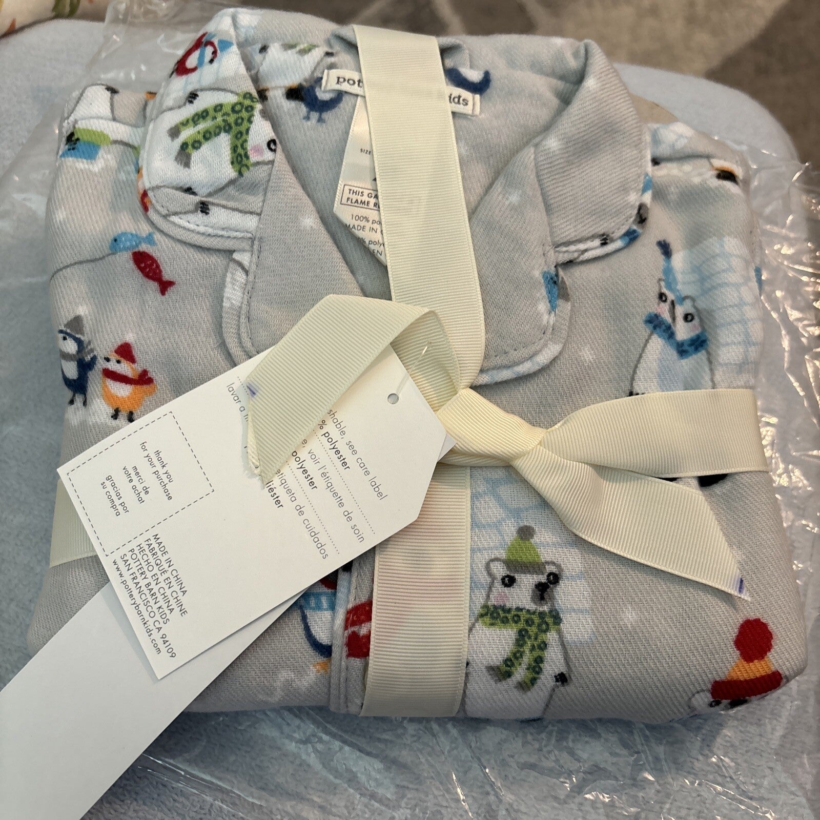 Pottery Barn Disney holiday Pajama Bear sleep kid pj SIZE 4 Disney party gift b