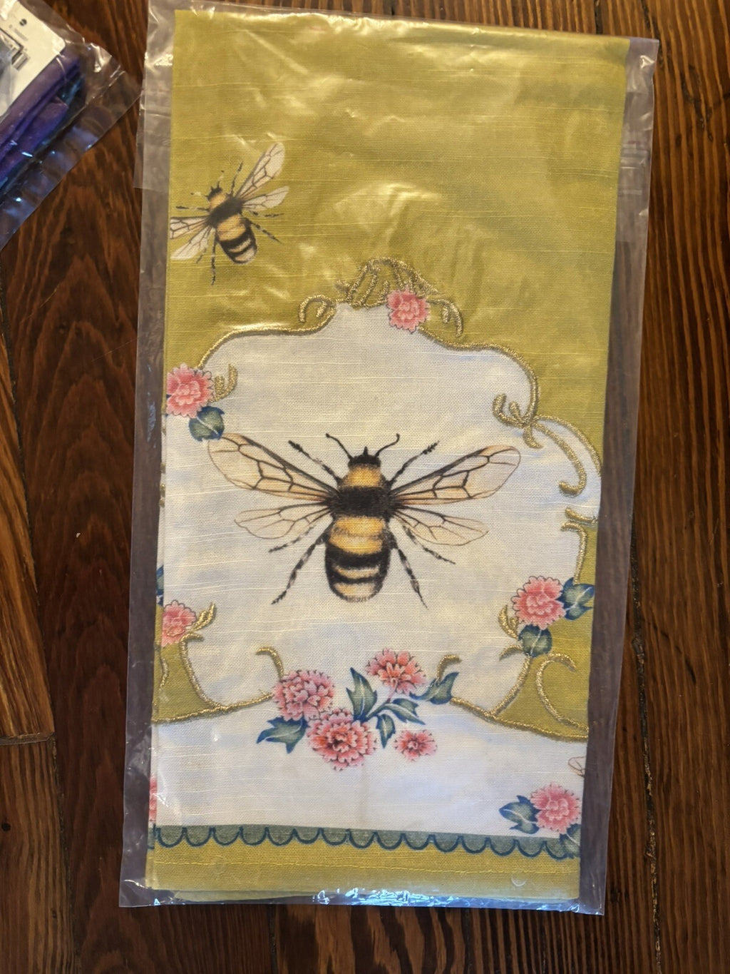 Anthropology holiday kitchen towel Bee gold birthday party gift guest disney n