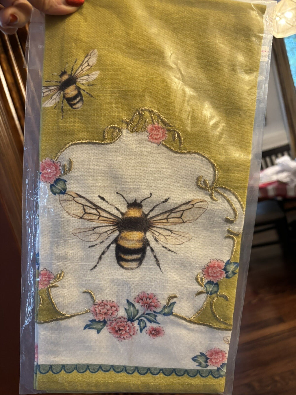 Anthropology holiday kitchen towel Bee gold birthday party gift guest disney n