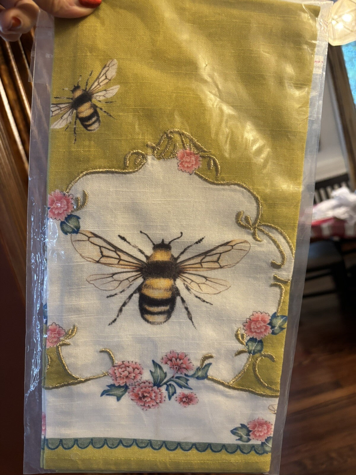 Anthropology holiday kitchen towel Bee gold birthday party gift guest disney n