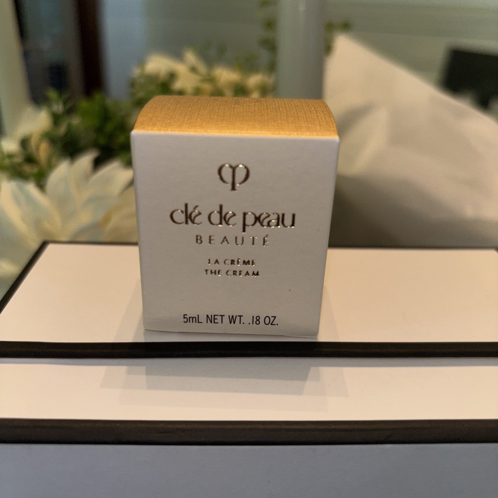 Sturm Cle De Peau Armani?Perfume beauty bag Cream gift Set Travel Girl ?? $388n