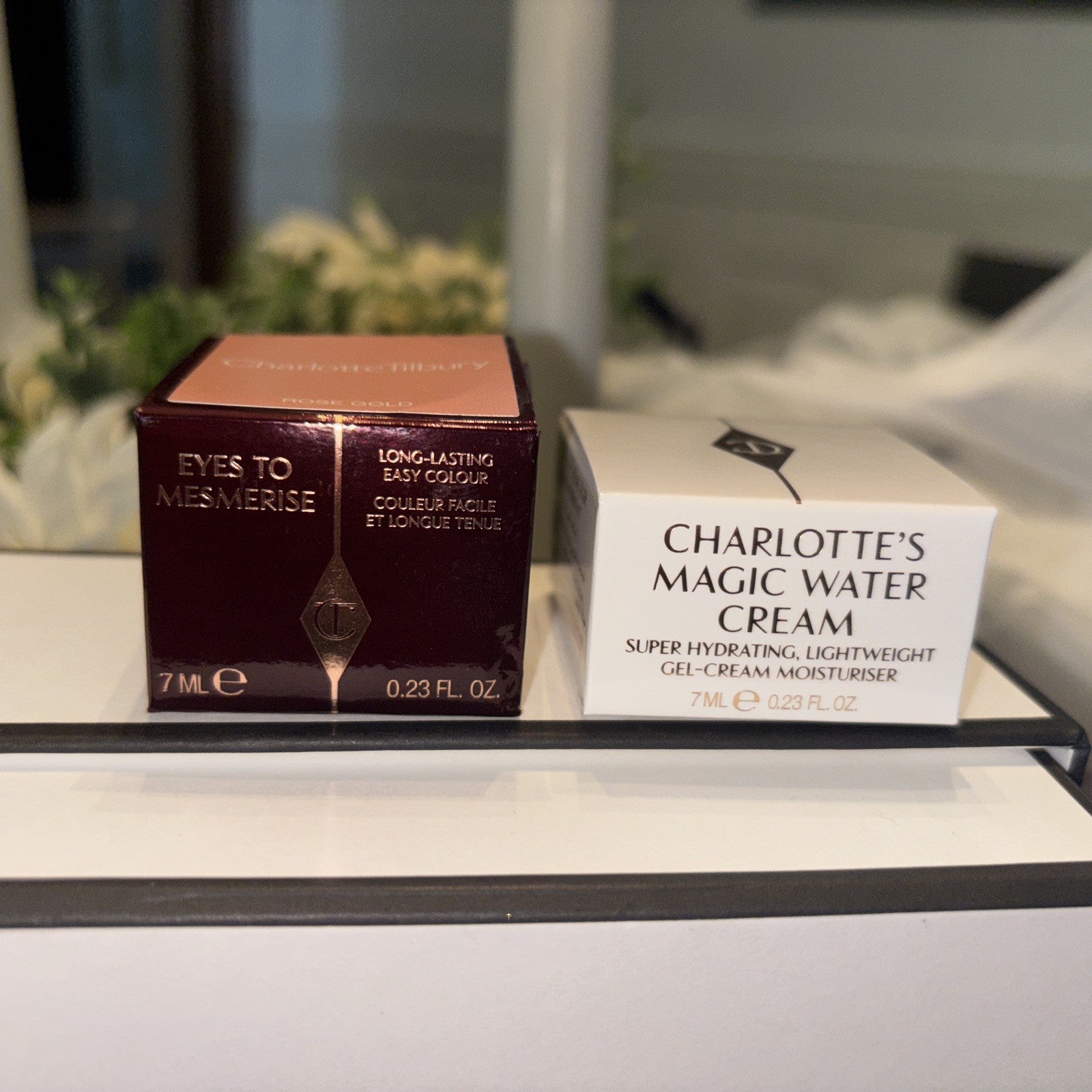 Valentino Charlotte Cream Eye perfume beauty bag holiday gift Set Travel Girl n