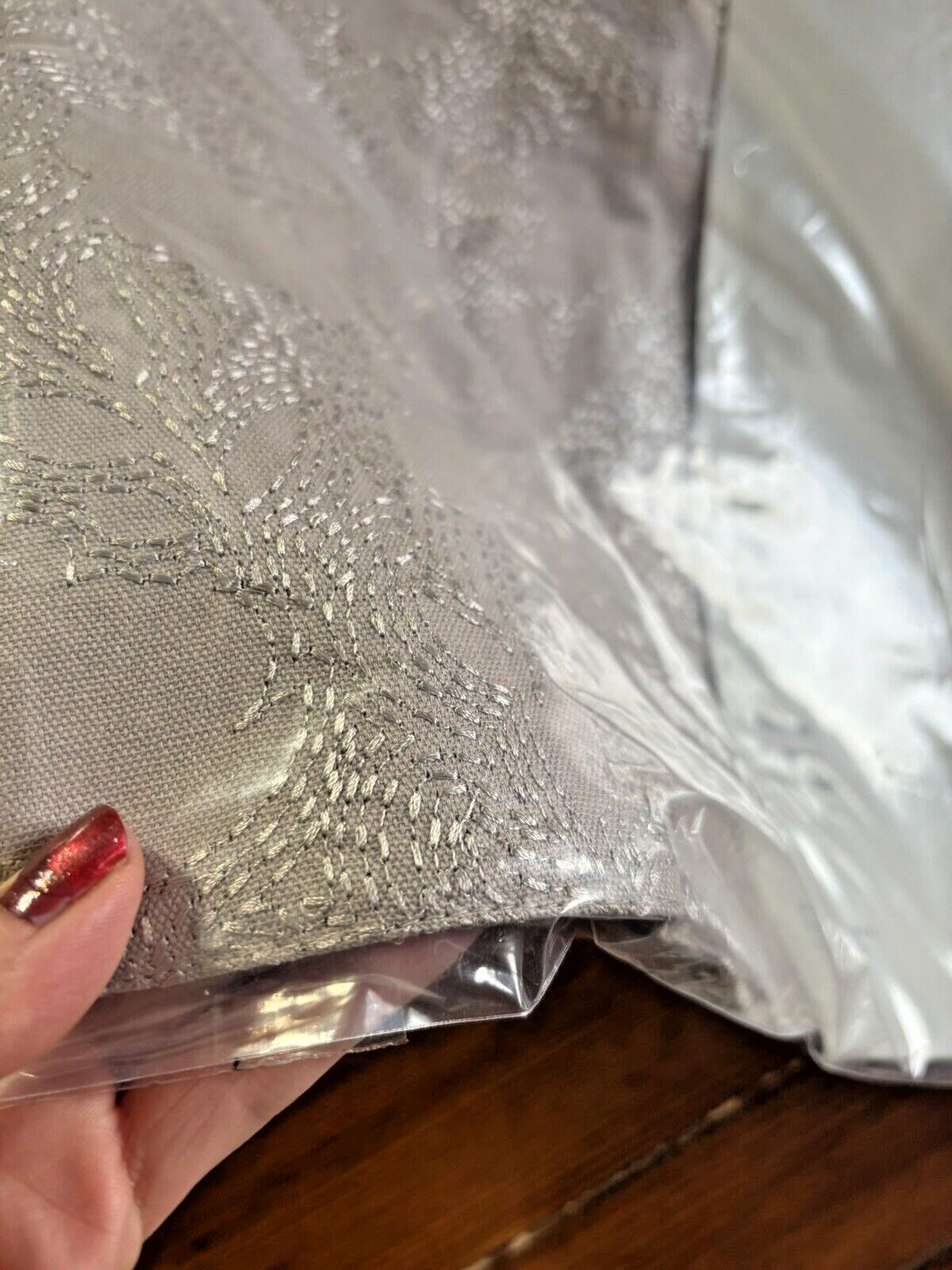 Pottery Barn holiday placemat Birthday Christmas party wedding gift girl SET 4 b