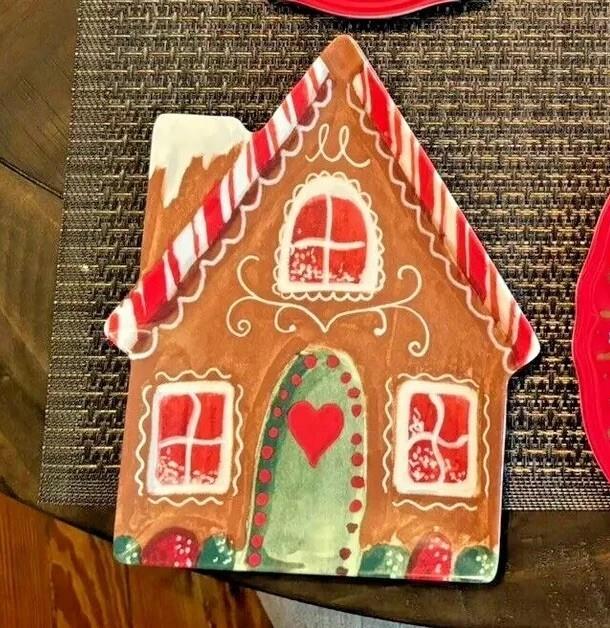 Pottery Barn Holiday Christmas Gingerbread candy Cane PLATE party kid Gift SET 4