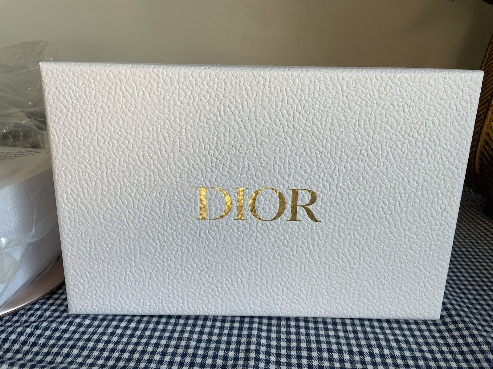 DIOR VIP Gift Brush Set pouch Disney birthday Holiday girl party travel ??  ]