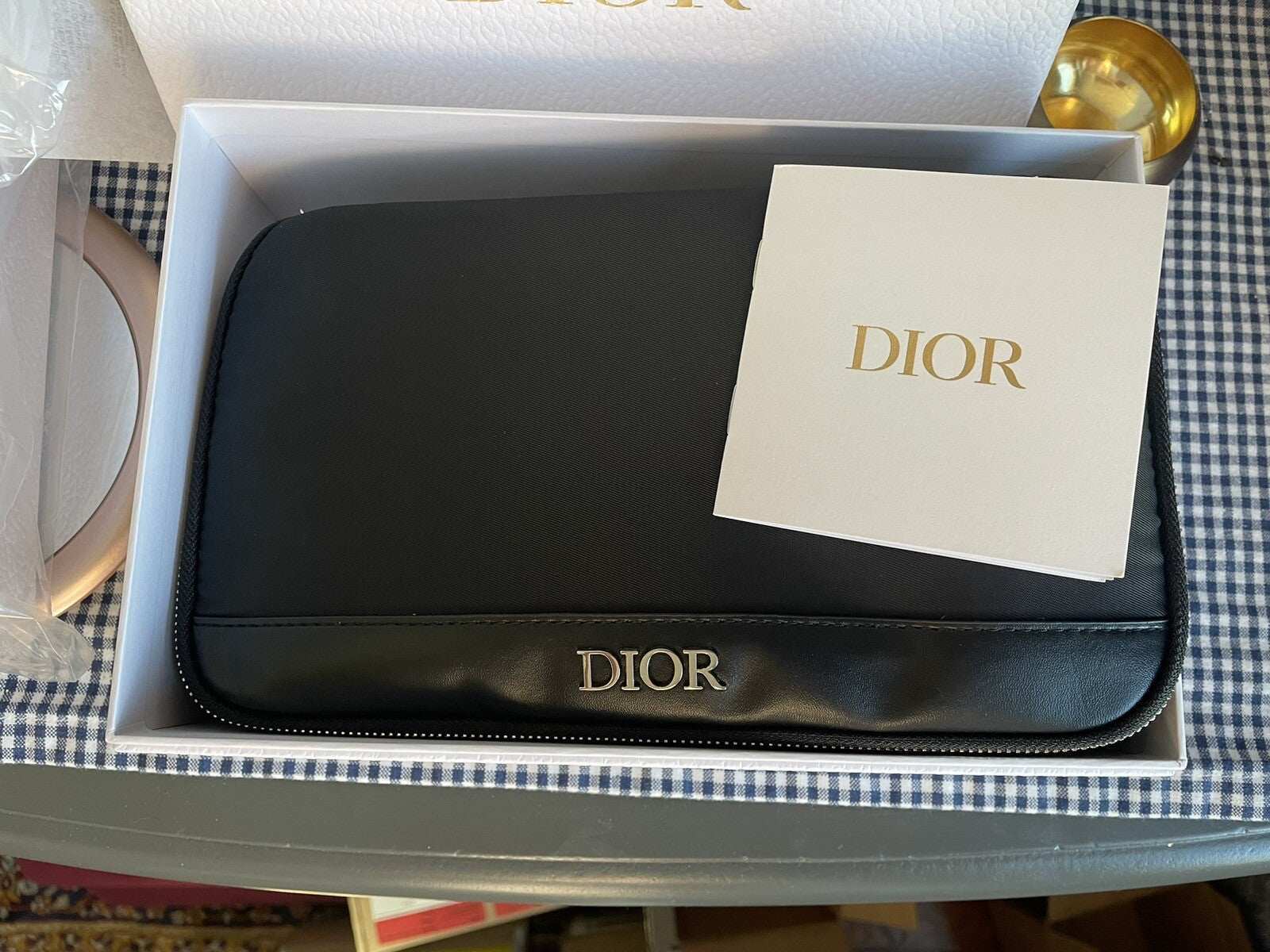 DIOR VIP Gift Brush Set pouch Disney birthday Holiday girl party travel ??  ]