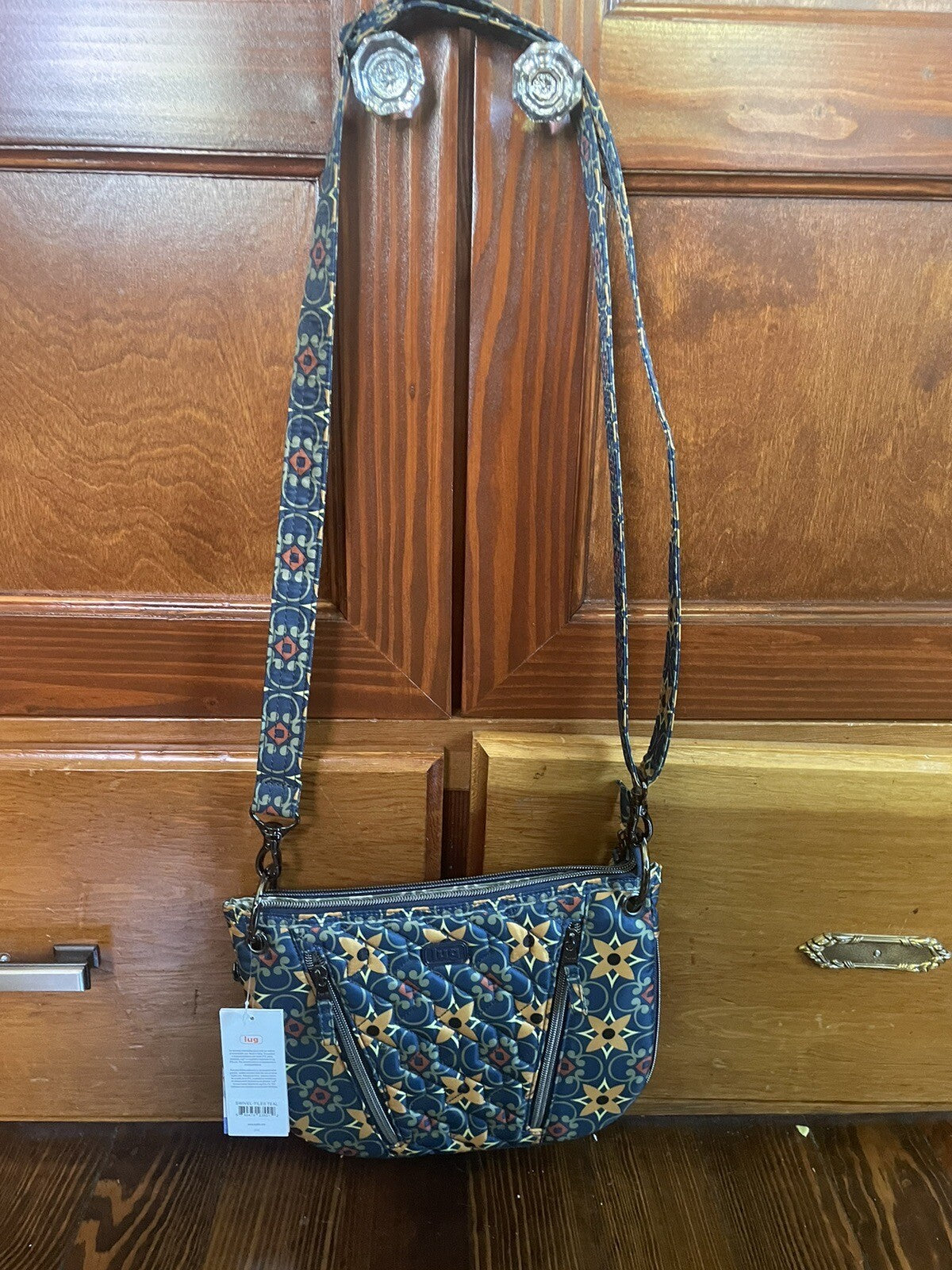 LUG Purse  Disney handbag crossbody Spring yellow gold Holiday Birthday ??Gift [